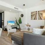 Moderno Apartamento De 4 Hab. Con Vistas Bonitas